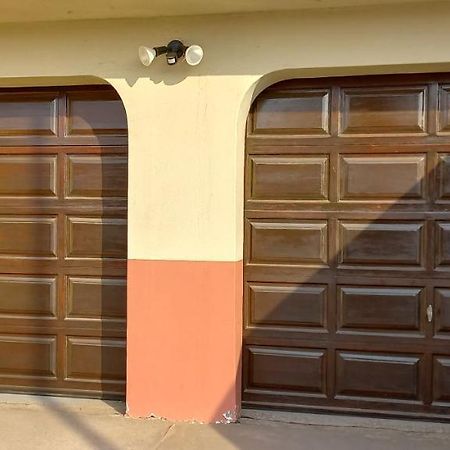 Mucha Airbnb Hotel Walvis Bay Exterior photo